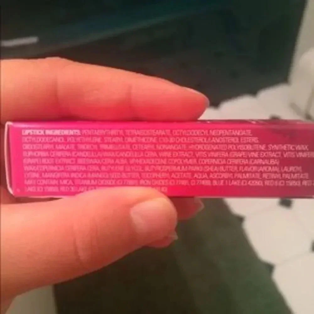 NIB PUR MINERALS FASHIONISTA LIPSTICK